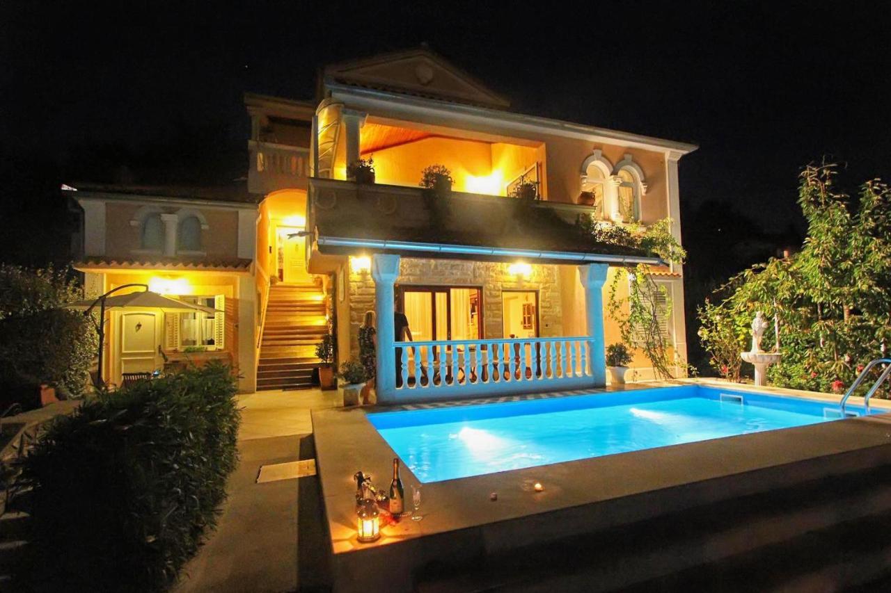 Family Friendly Apartments With A Swimming Pool Lovran, Opatija - 14178 Luaran gambar