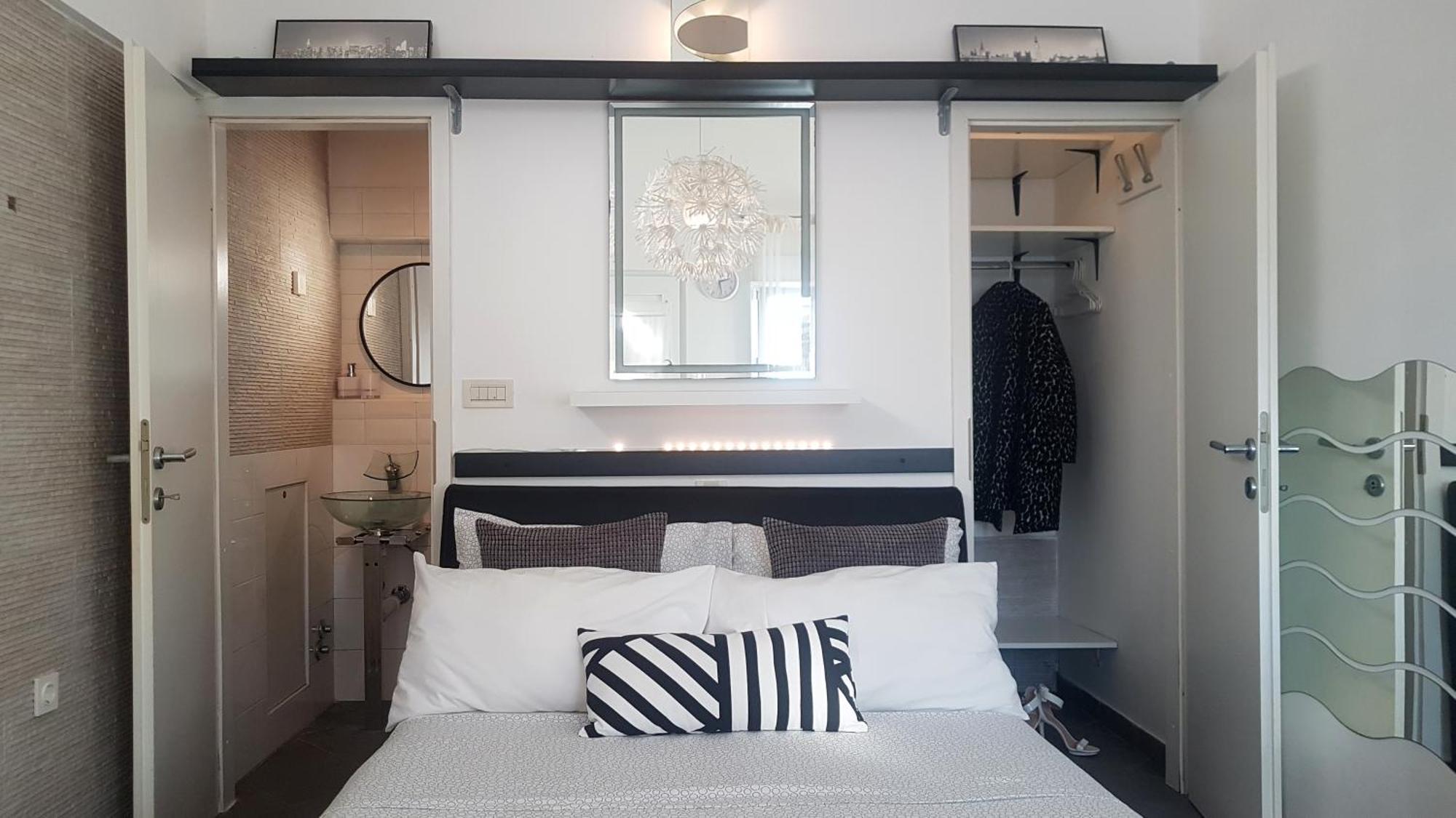 Family Friendly Apartments With A Swimming Pool Lovran, Opatija - 14178 Bilik gambar